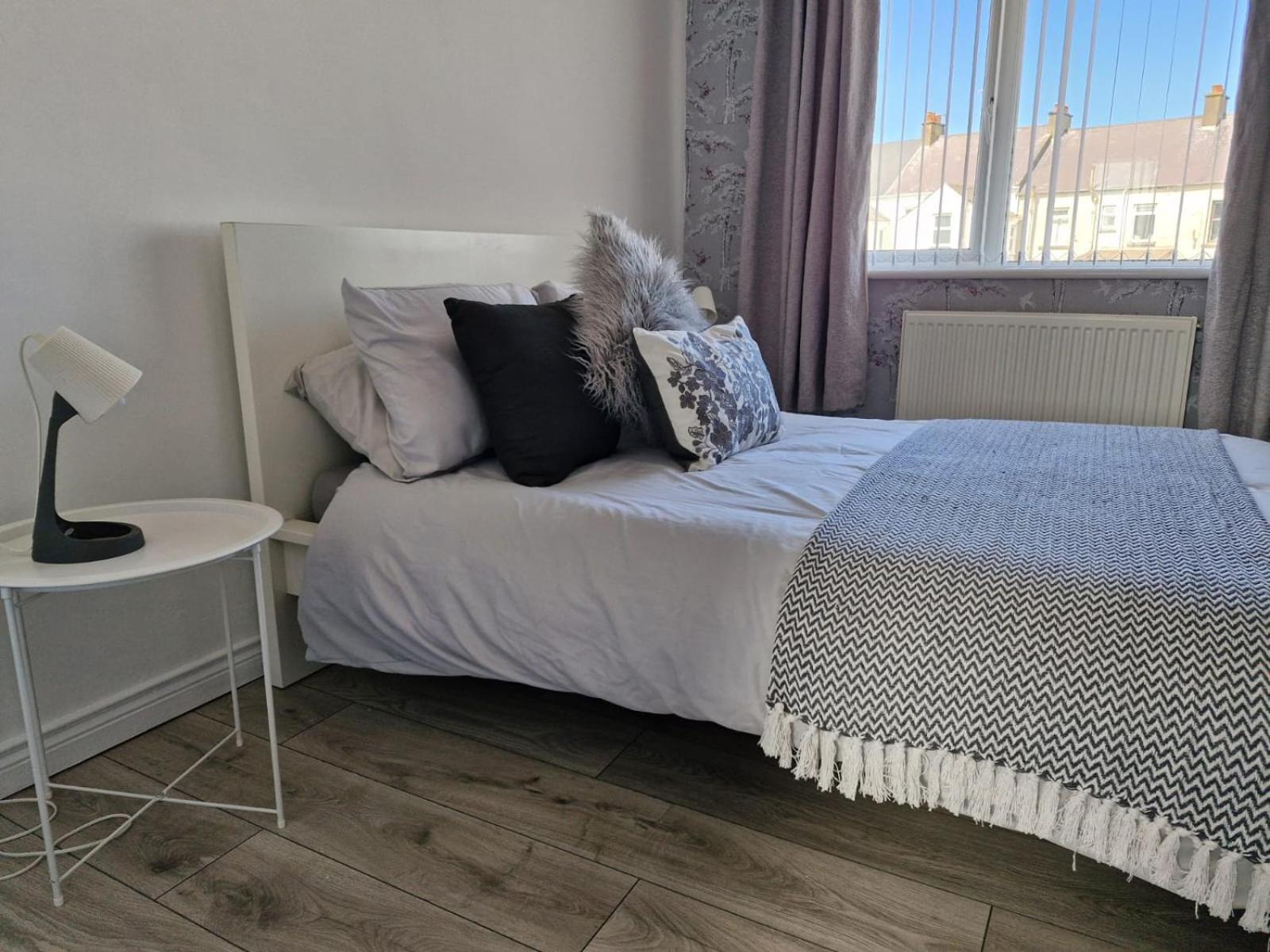 Cosy On The Coast Villa Портръш Екстериор снимка