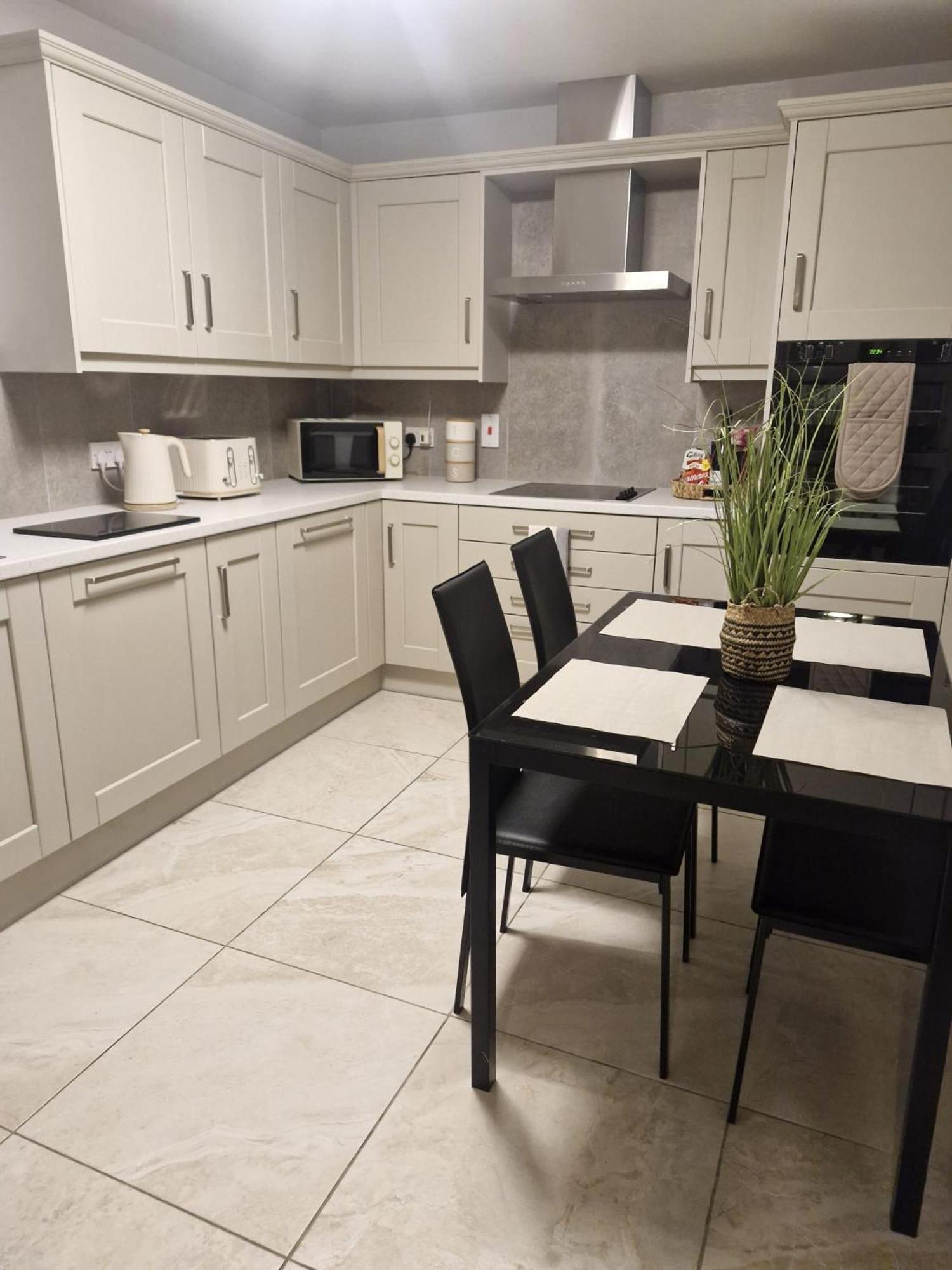 Cosy On The Coast Villa Портръш Екстериор снимка